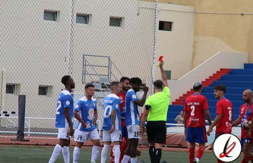 bangoura_roja_lanzarote_1