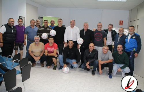 entrega_balones_futbol_veterano_1