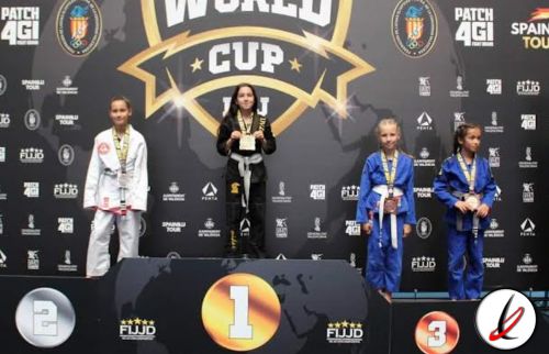 carla_medina_world_cup_bjj