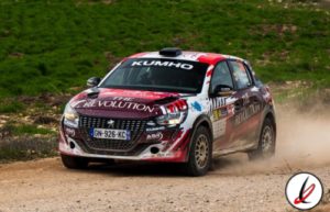 Alejandro Bonilla Lorca en su coche