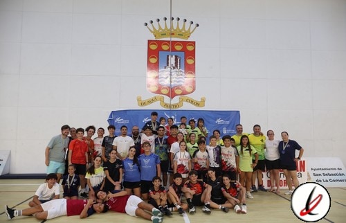 badminton_laomera_1