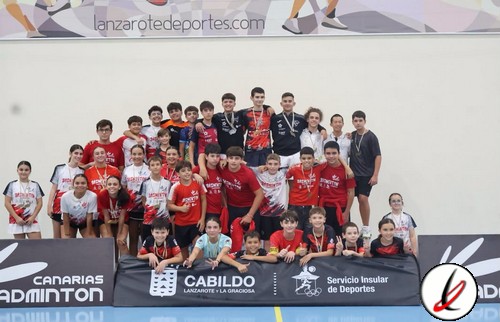 El Auria Bádminton Club conquista doce medallas en el Máster N5 Arrecife