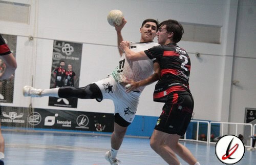 El Balonmano Lanzarote Ciudad de Arrecife a seguir creciendo ante el Balonmano Poio